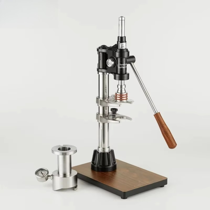 ماكينة إسبريسو يدوية تعمل بالض - مراجعة Pressure Gauge Espresso وسعره